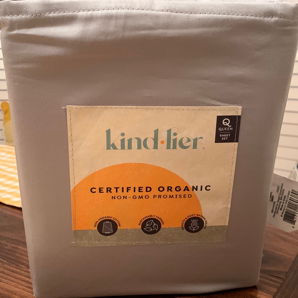 Kindlier Organic Gray Queen Sheets